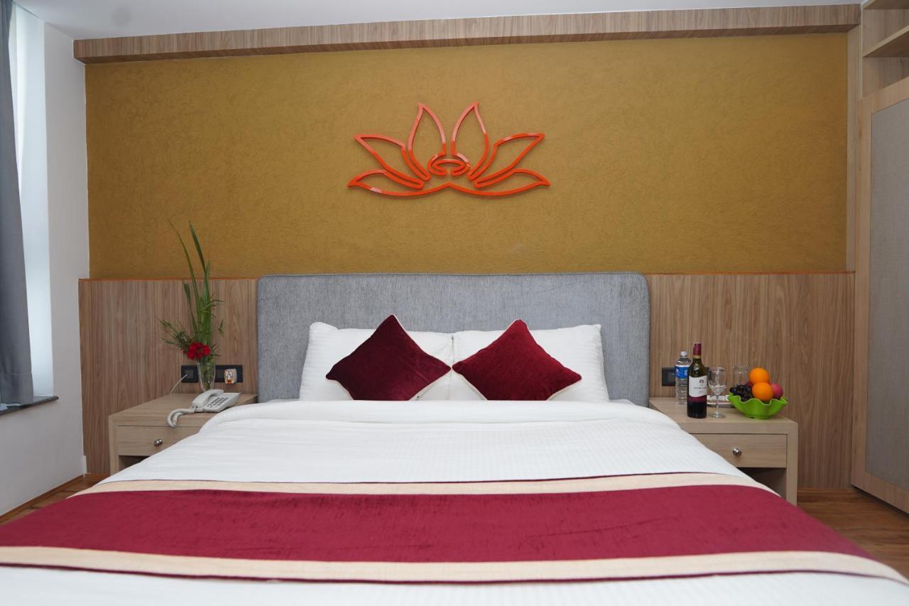 Lotus Shine & Amenities Hotel Kathmandu Luaran gambar